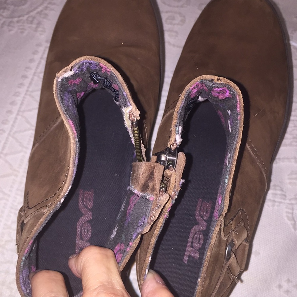 SALE💥💥Teva Boots - Picture 8 of 9